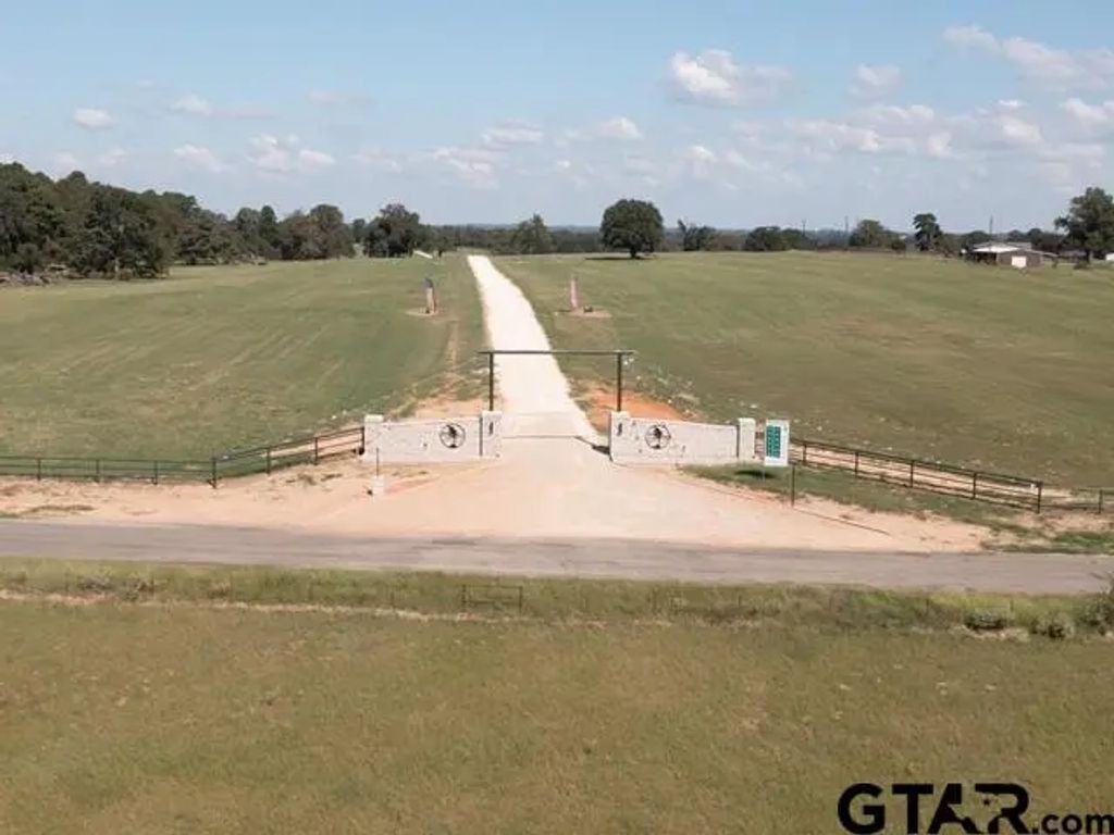 Lot 10 Cr 3605, Bullard