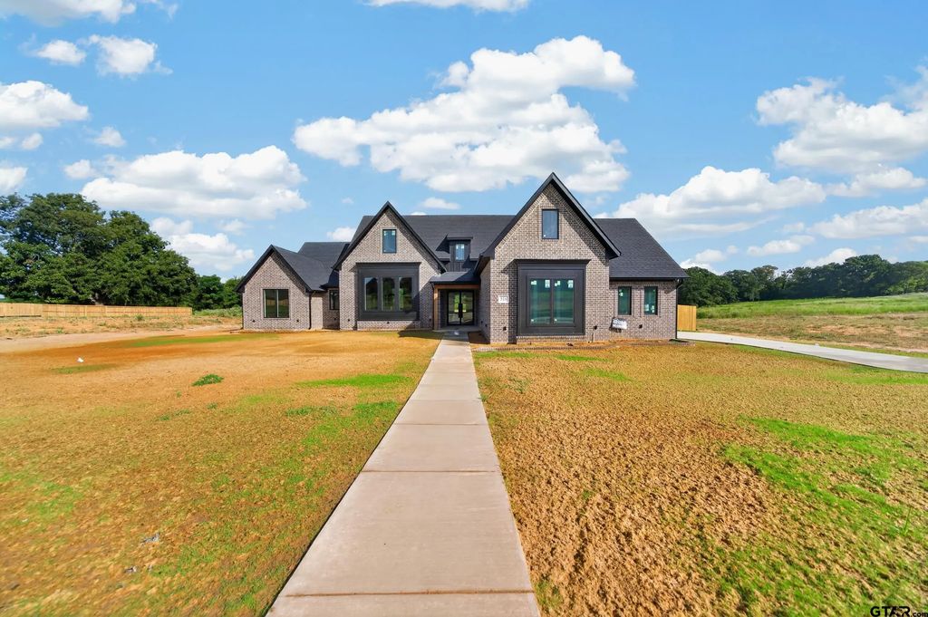 518 Artesian Meadows Drive, Bullard