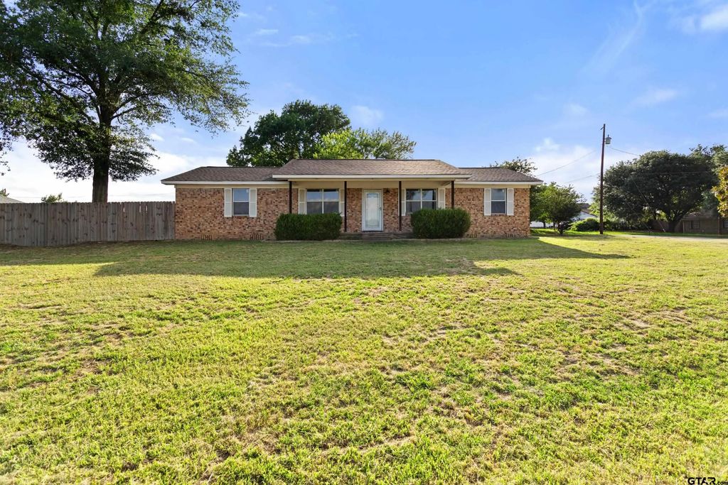 1501 Pearl Street, Lindale