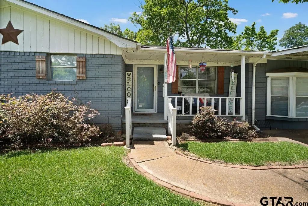 403 Ridgewood Drive, Palestine