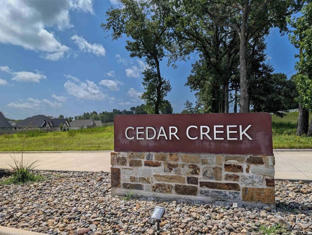 12015 Cedar Circle - Lot 4, Flint
