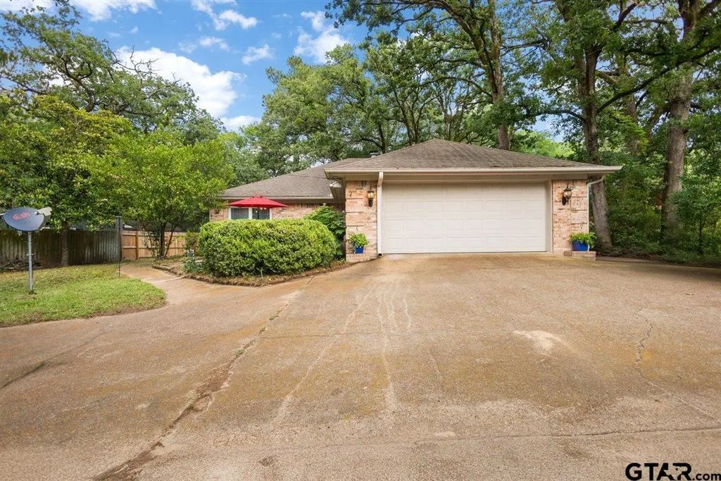 241 Hideaway Lane Central, Hideaway