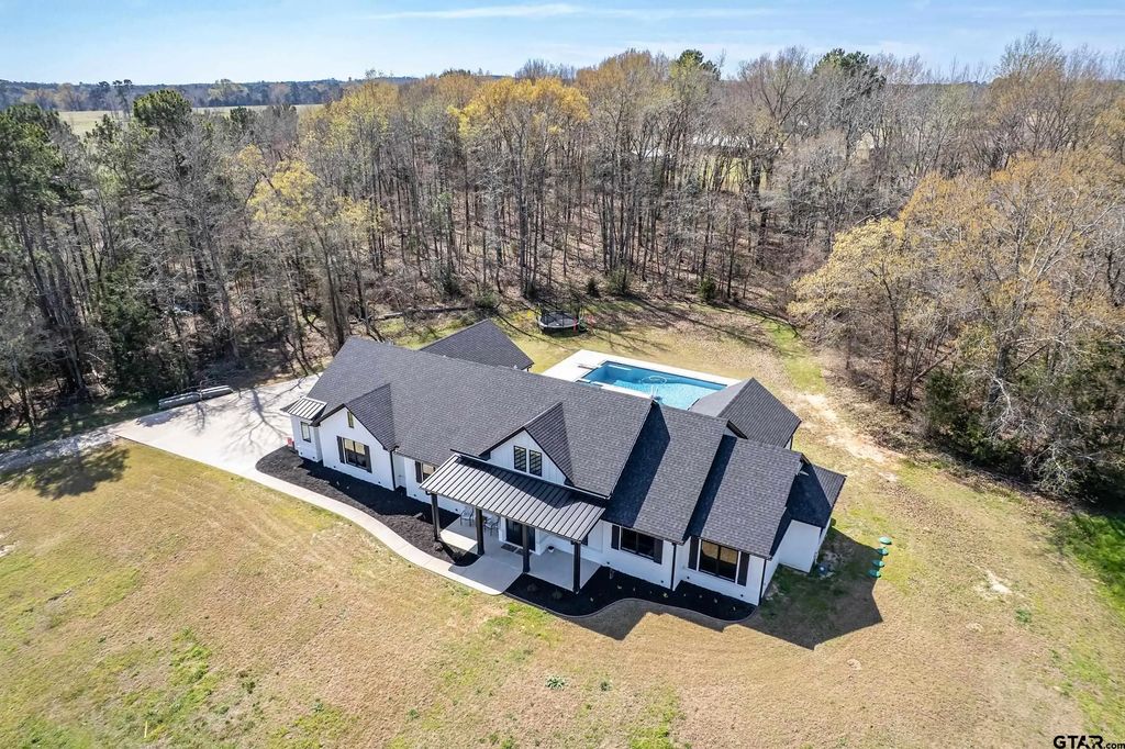 192 Cr 4707, Troup