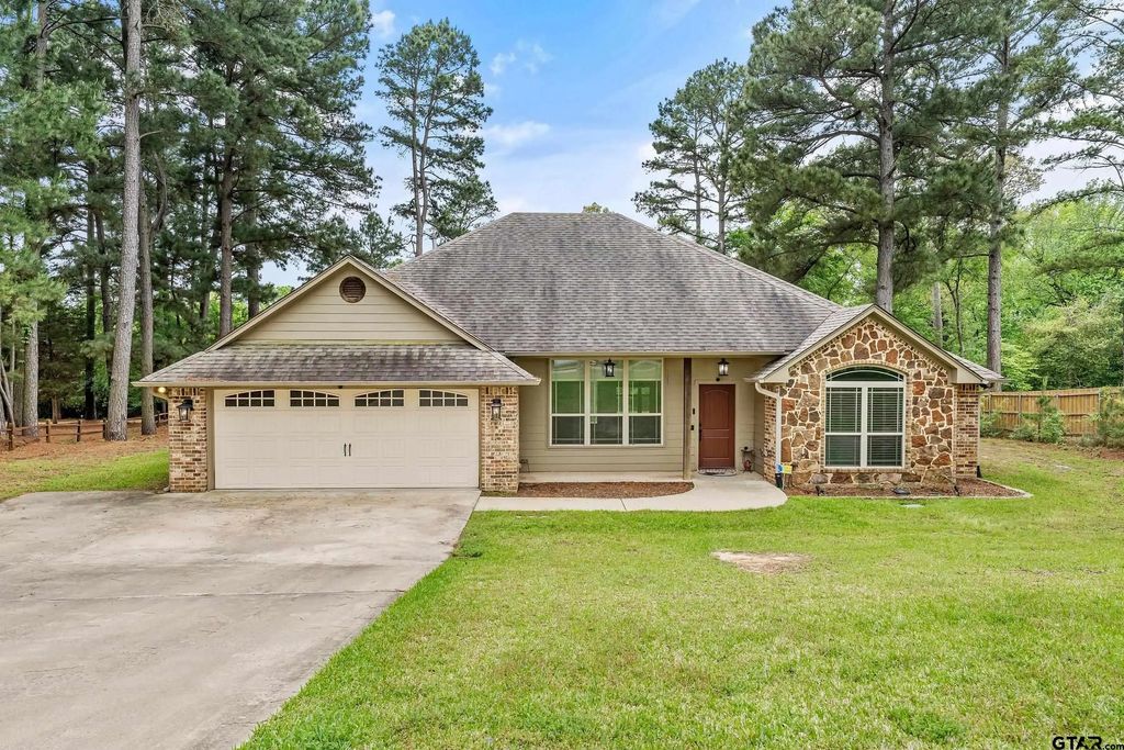 13553 Country Glen, Tyler