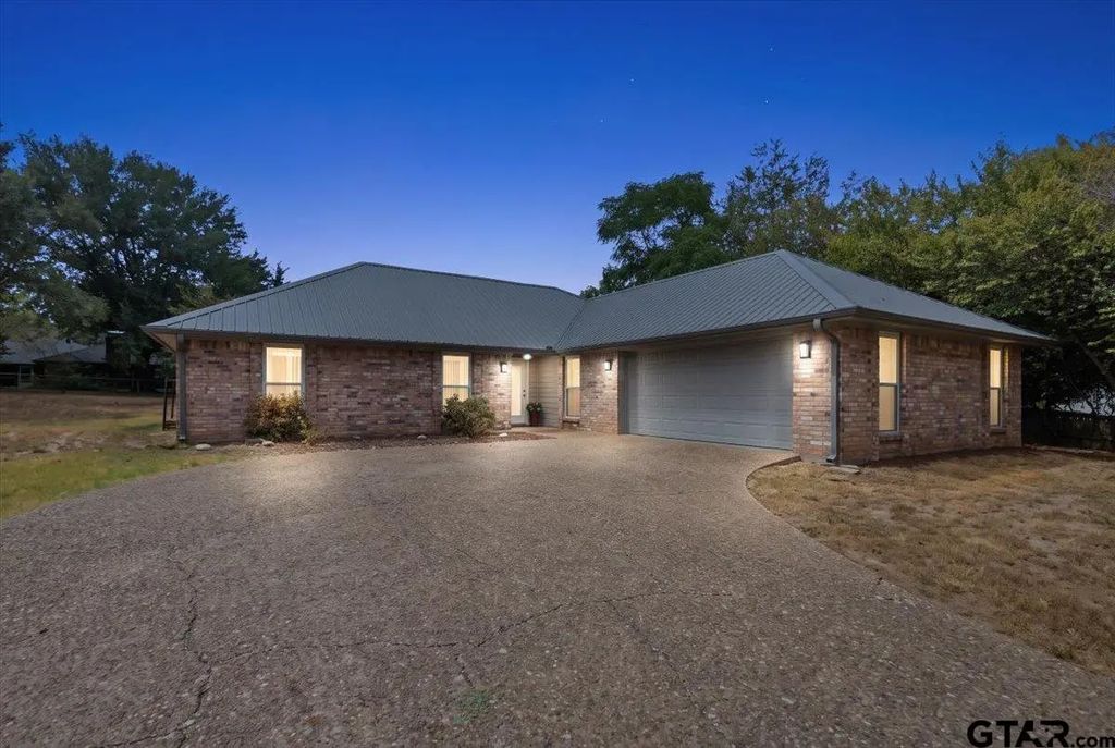 306 Lonestar Lane, Hideaway
