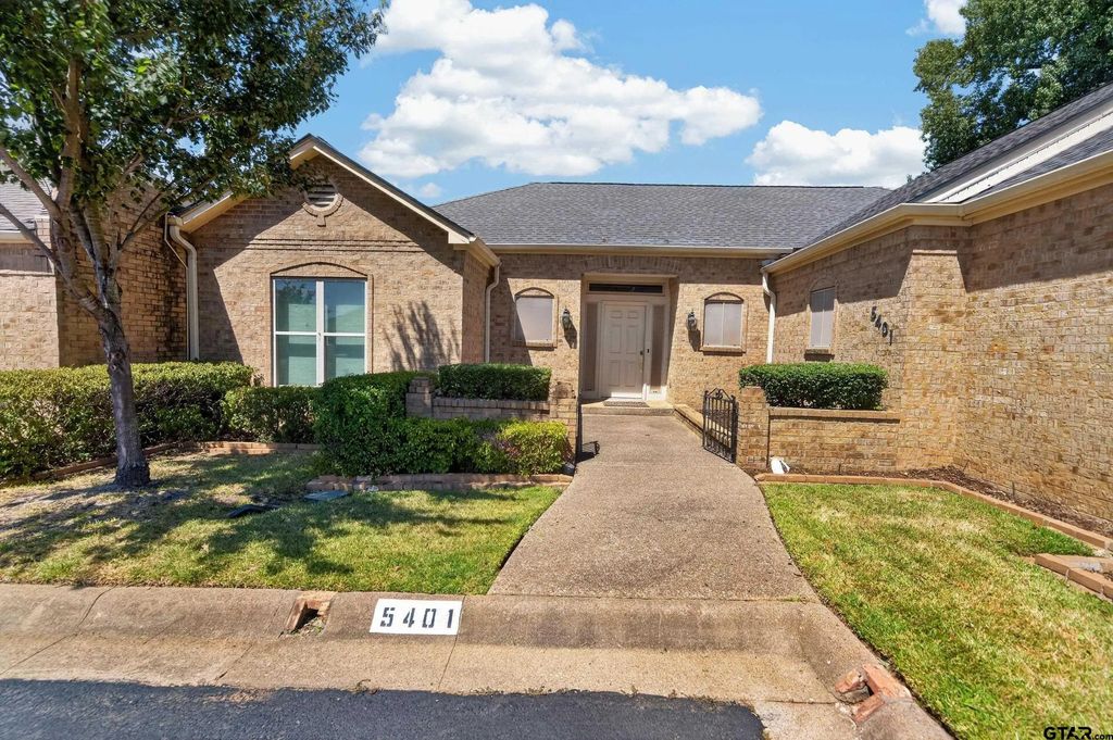 5401 Carmel Court, Tyler