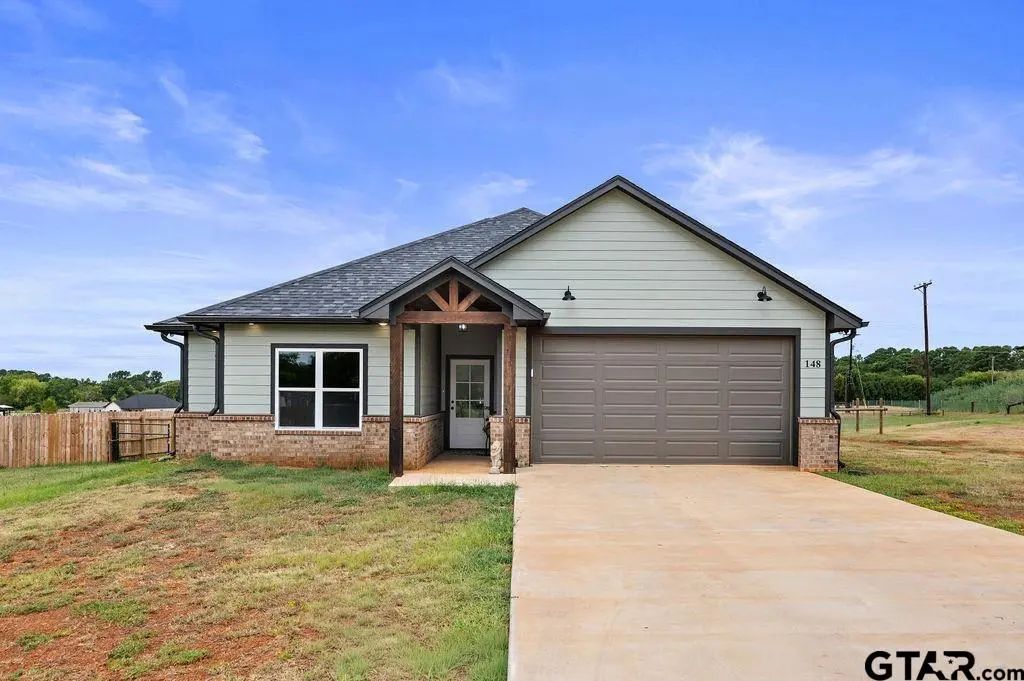 148 Crescent St, Bullard