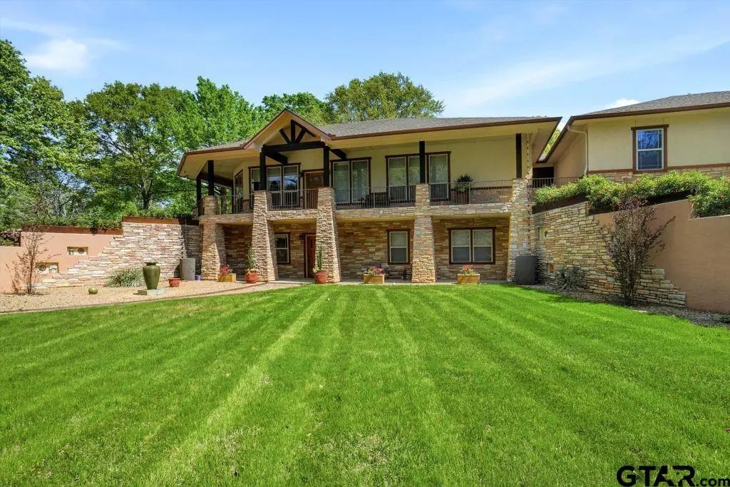 1773 Cr 2540, Mineola
