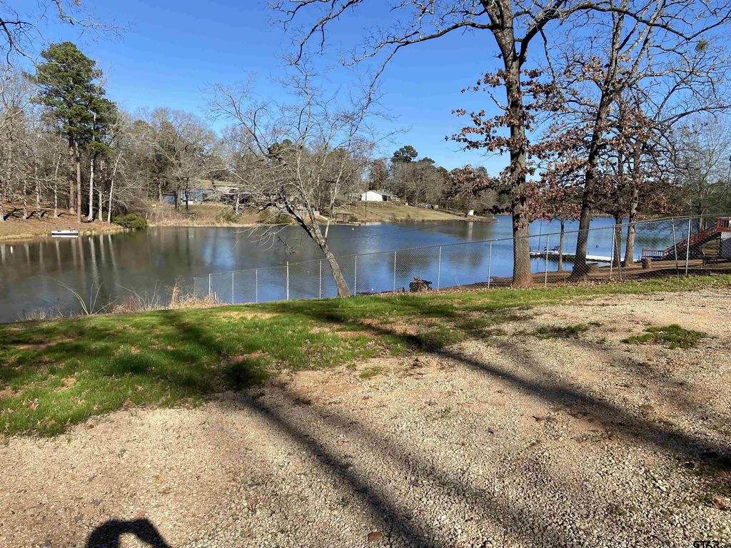 58 Florey Lake, Kilgore