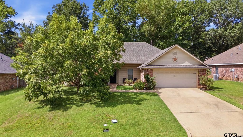 1617 Crockett Dr, Tyler