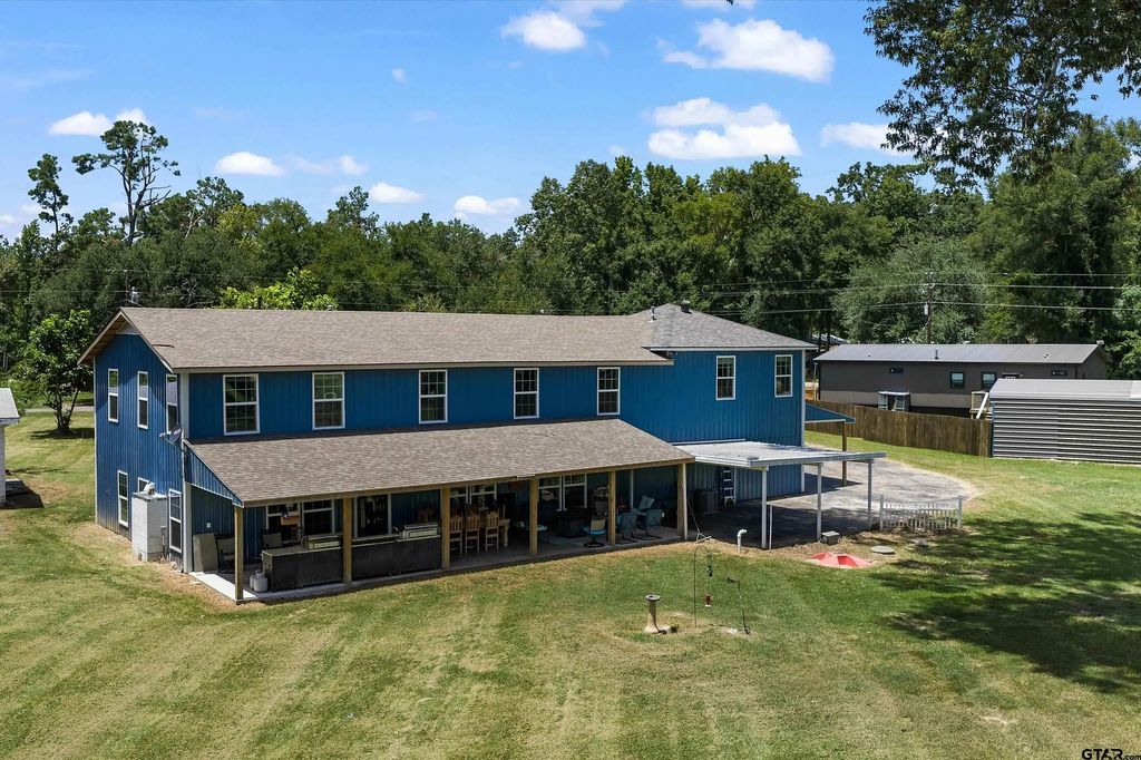 113 County Road 1844, Carthage