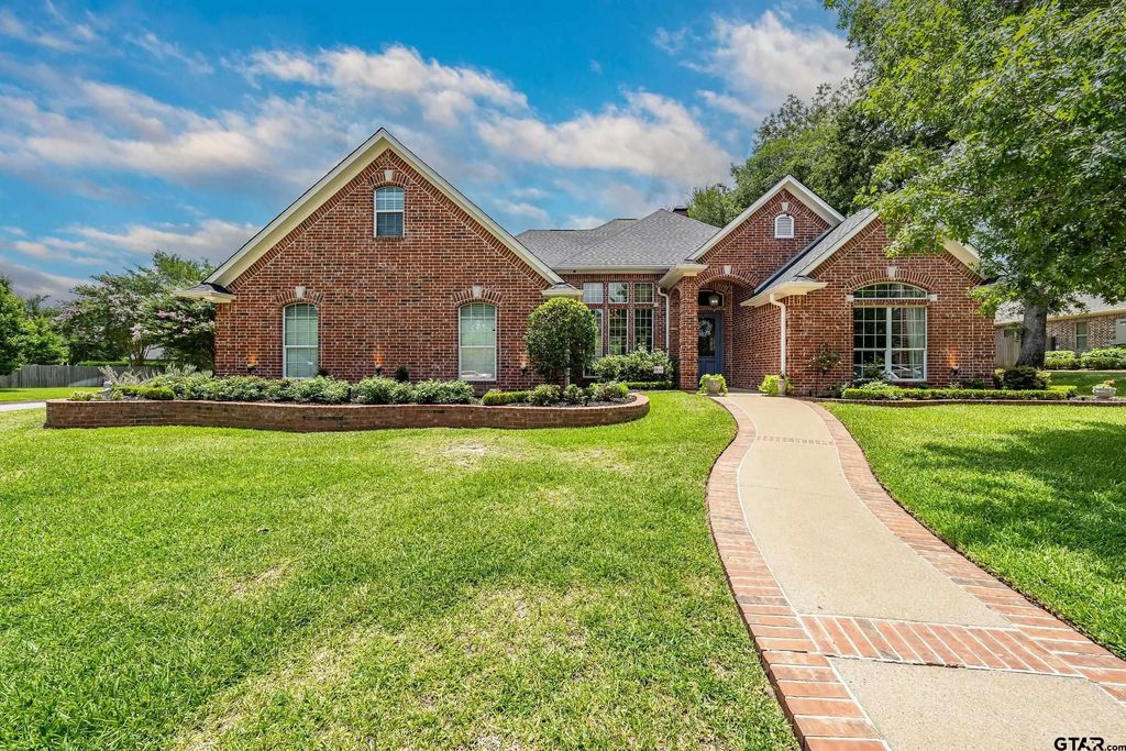 2102 Holly Creek Dr, Tyler