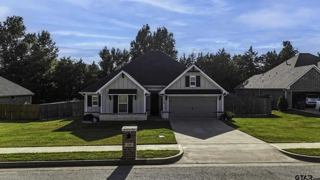 1128 Rhome Road, Bullard