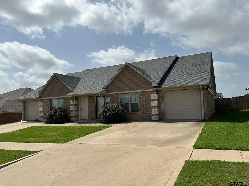 325 Princess Pl, Tyler