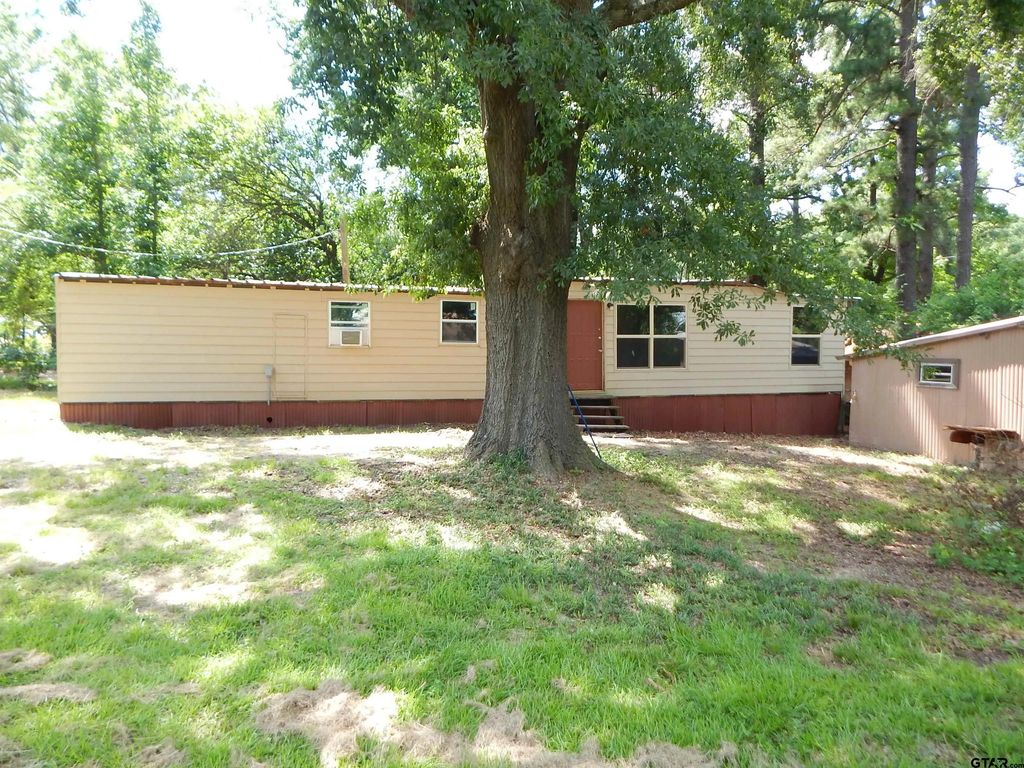 214 Lawrence, Gilmer