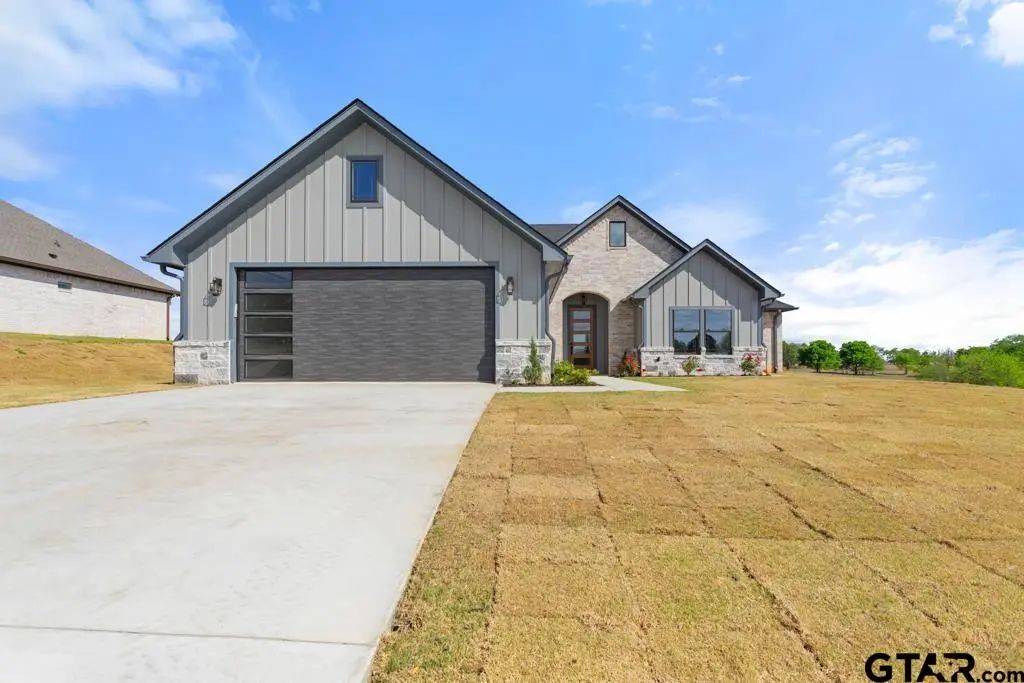 15510 C R 434, Lindale