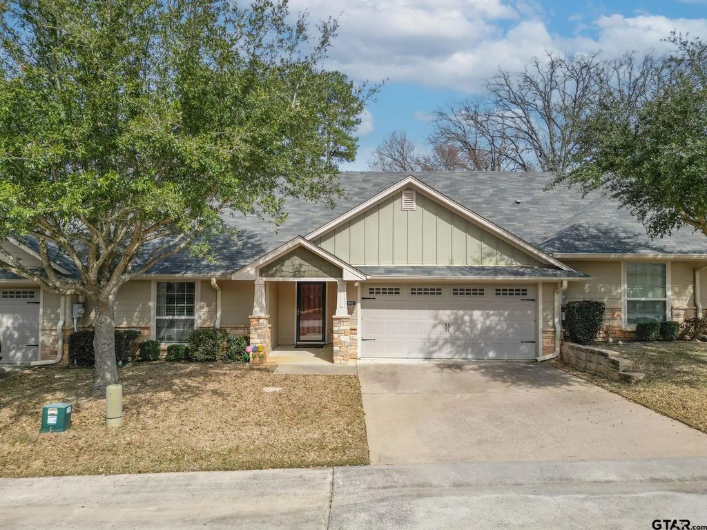 421 W Cumberland Rd #1402, Tyler