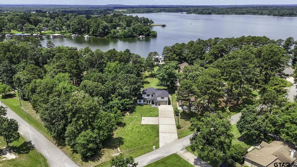 16862 Cardinal Ln, Troup