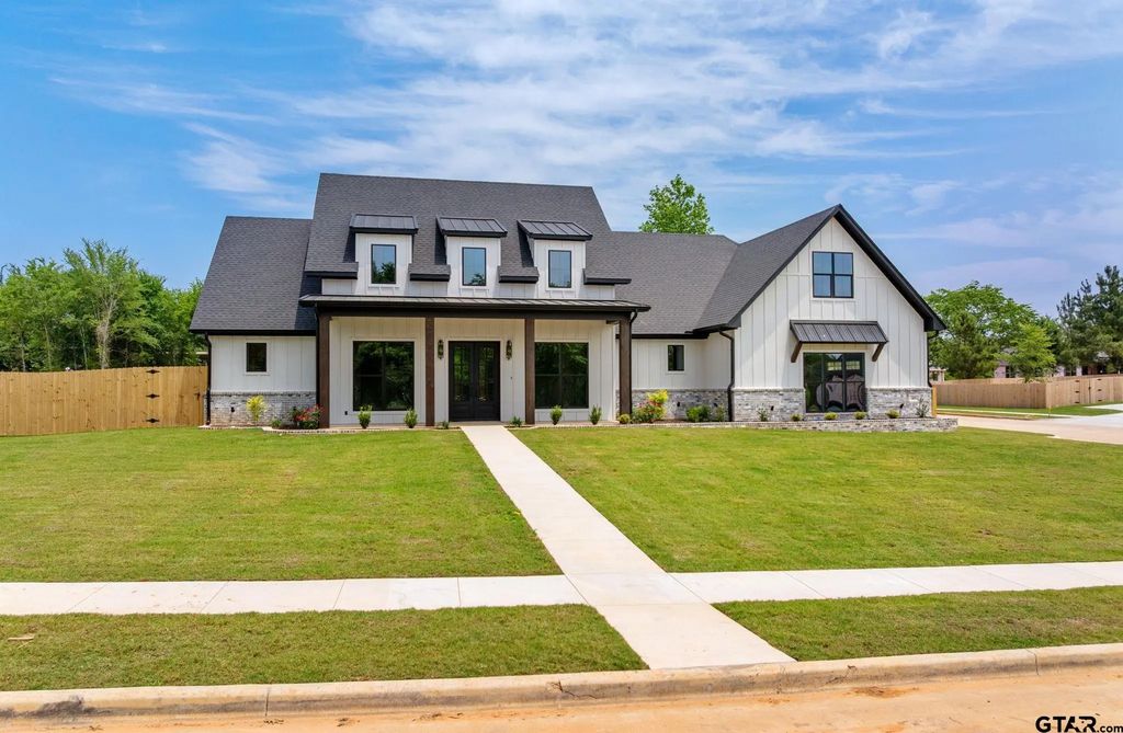 403 Ashlyn Circle, Bullard