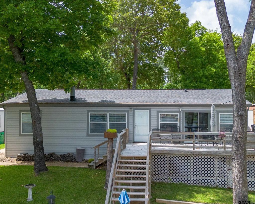 23161 Piney Woods Trail, Flint