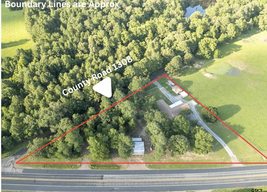 1104 W State Highway 154, Quitman