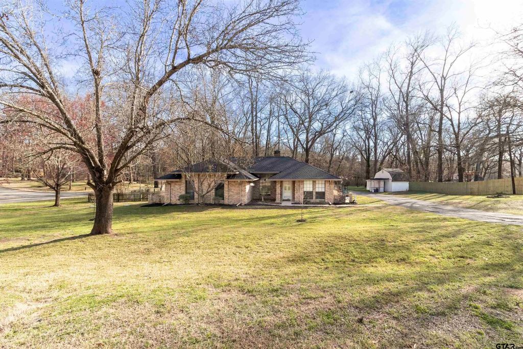 13257 Oak Hill Lane, Flint