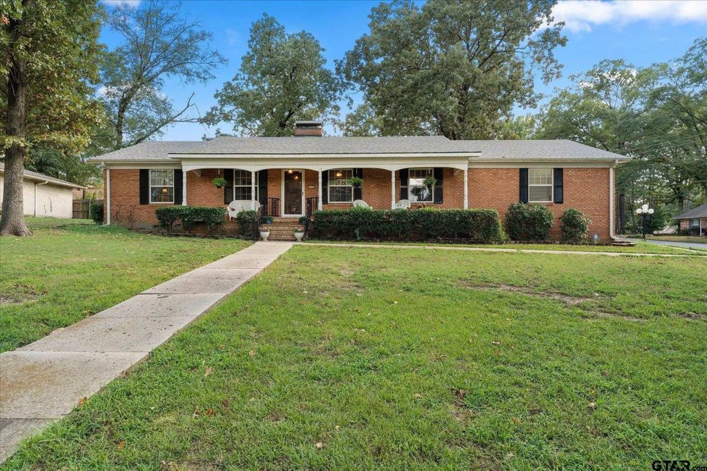 113 Mockingbird Street, Mount Pleasant