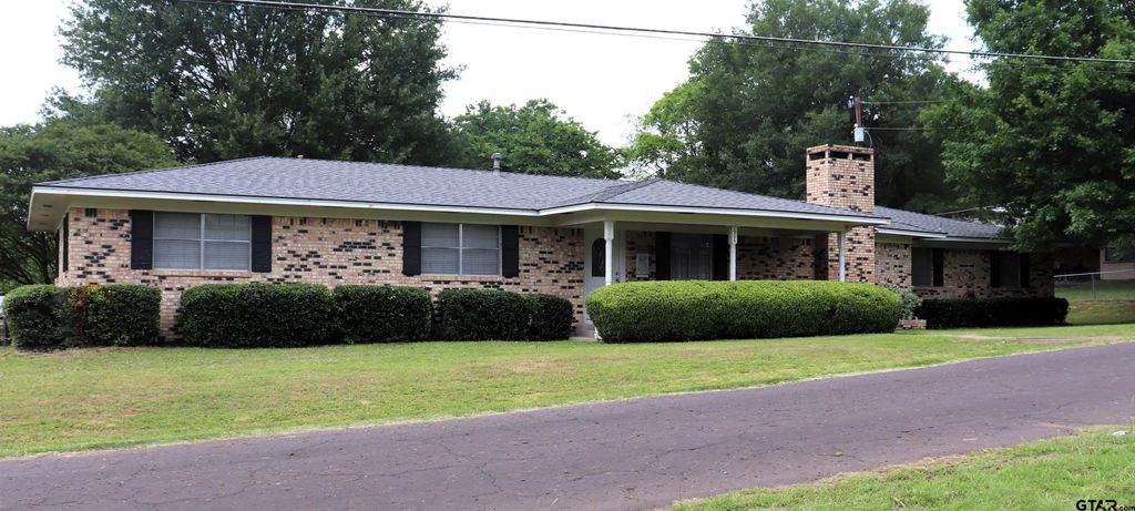 604 Wells Road, Quitman