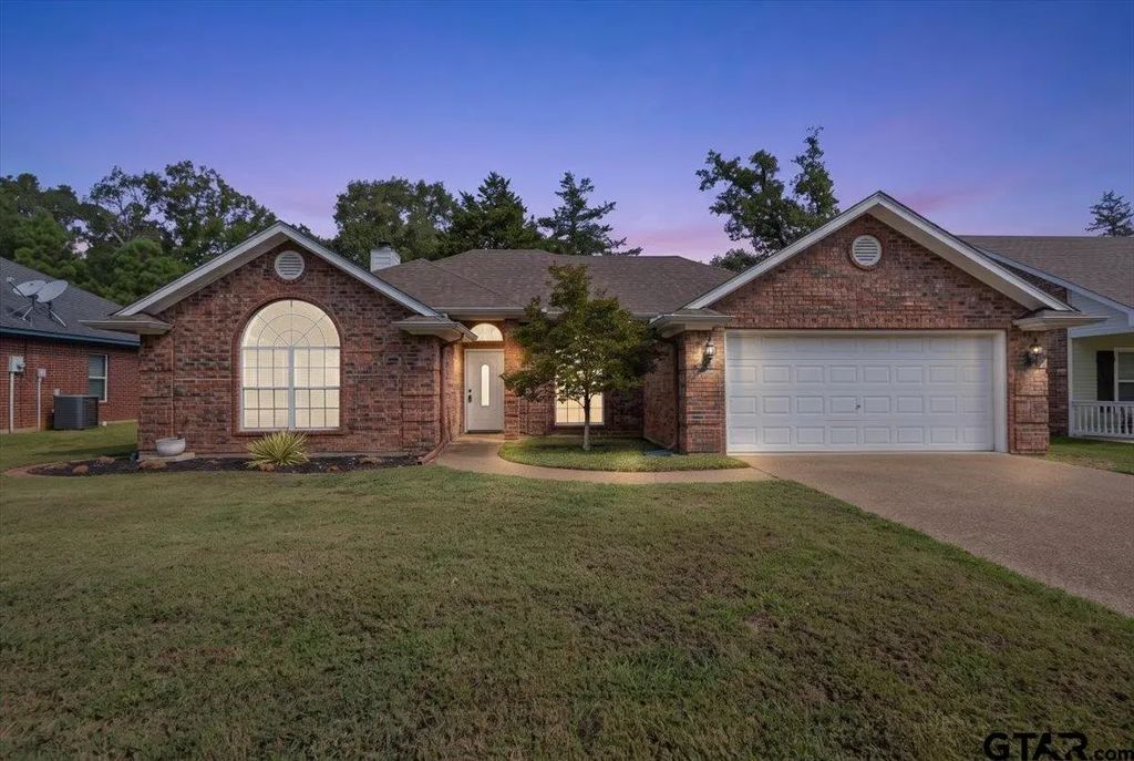110 Cedar Lane, Chandler