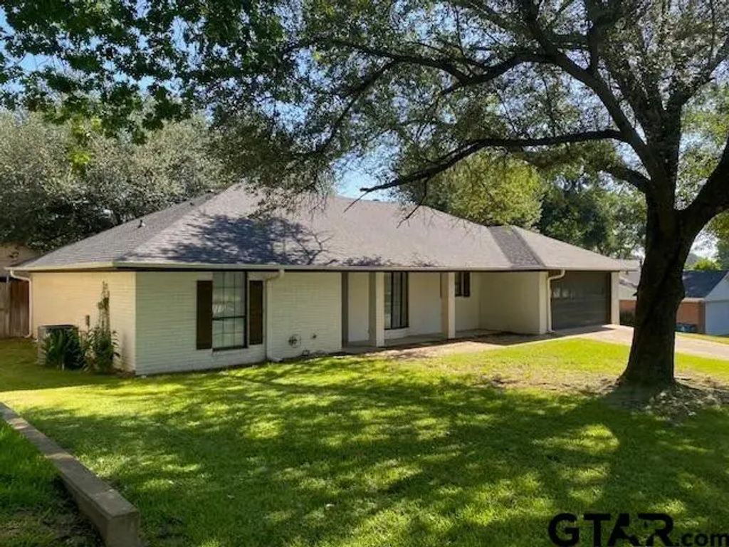 911 Kyle Drive, Athens