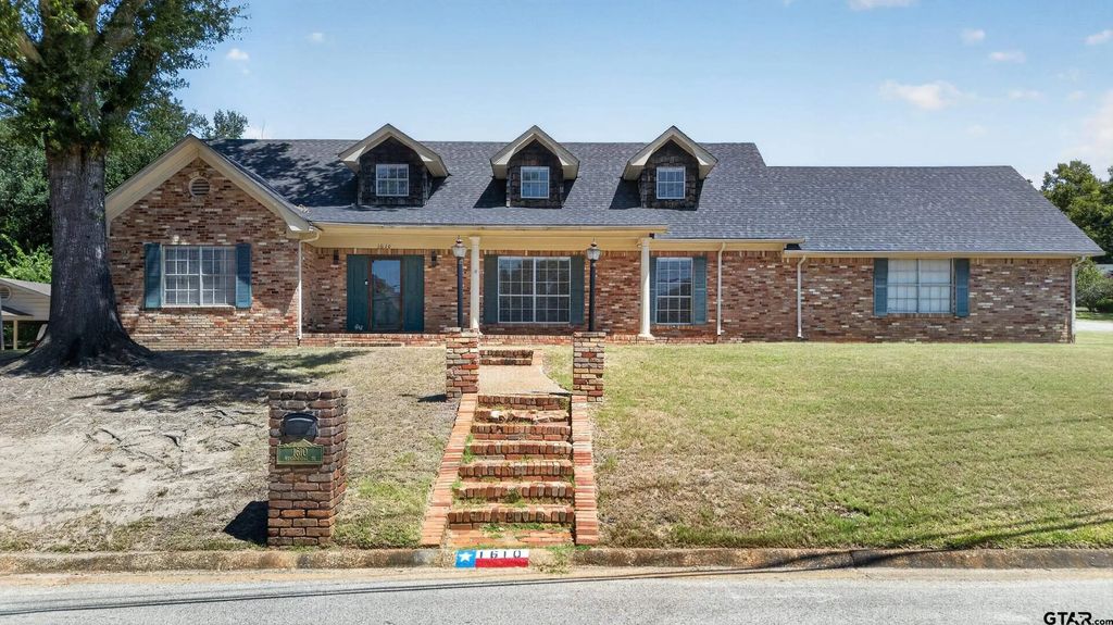 1610 Meadowhill Dr, Jacksonville