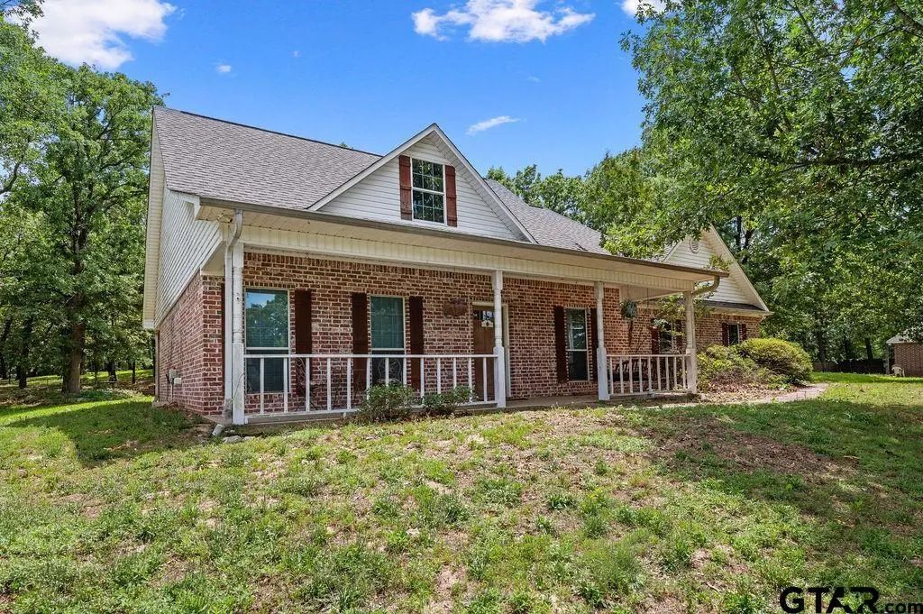 181 Cr 2258, Mineola
