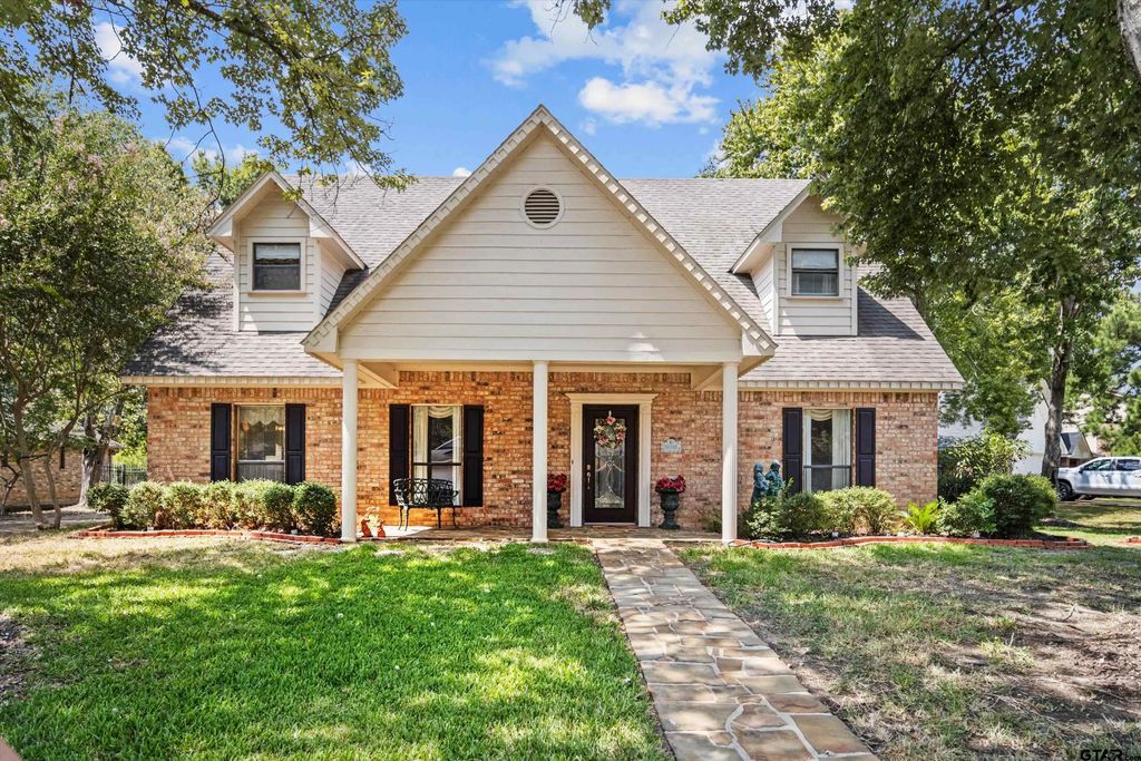 215 Enchanted Estates Drive, Crockett