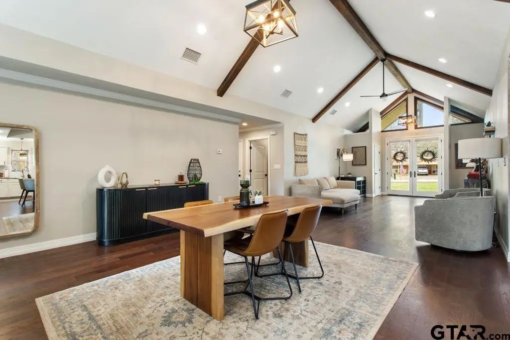 237 Hideaway Ln, Hideaway