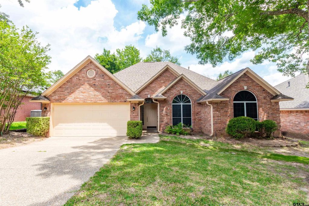 5716 Bostick Dr, Tyler
