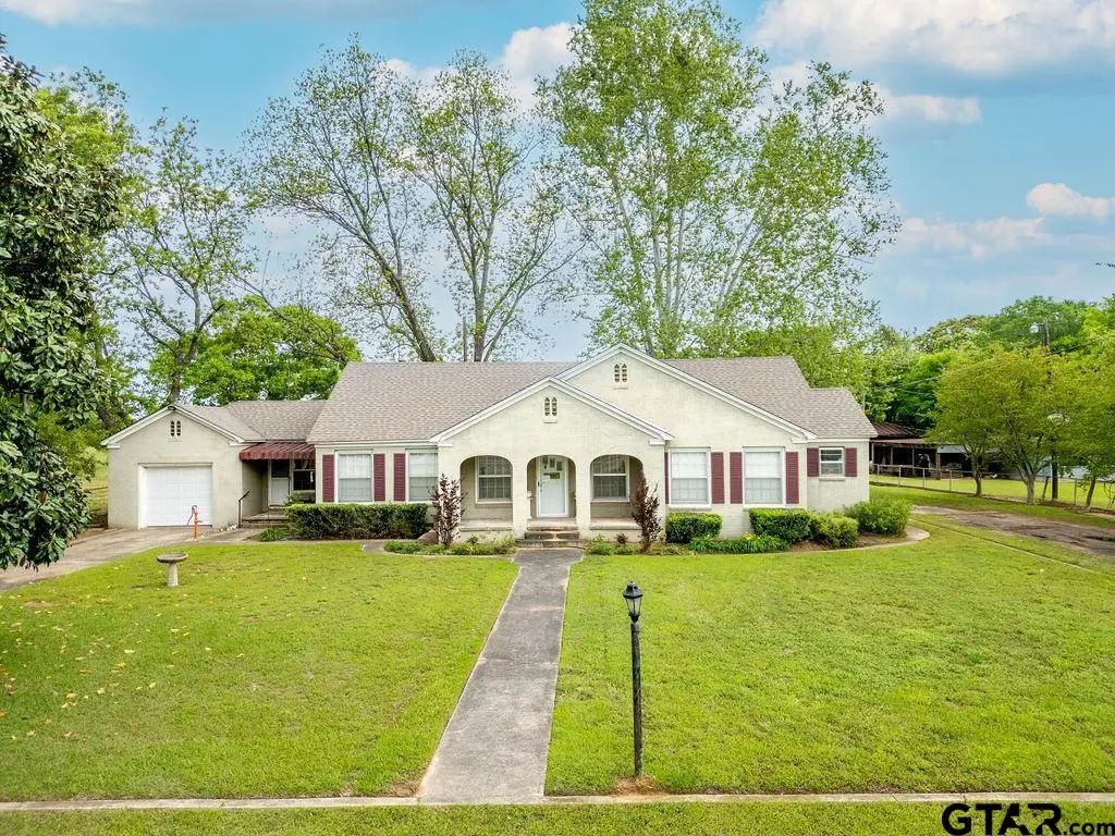 2565 Hwy 49, Mt Pleasant