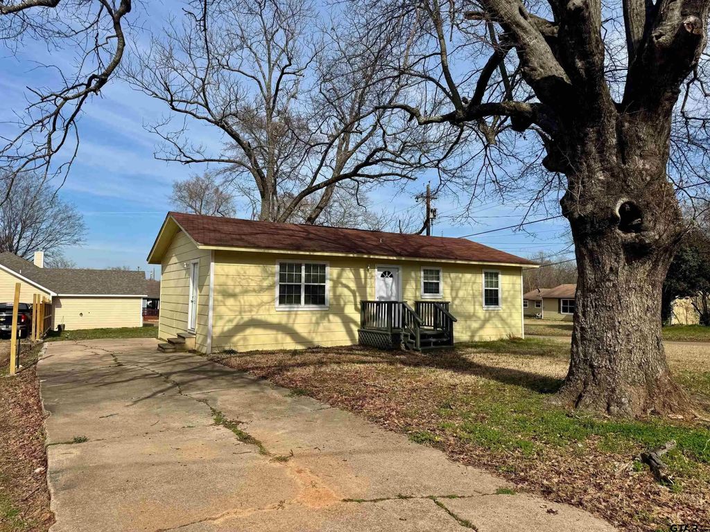 301 Fairview, Pittsburg