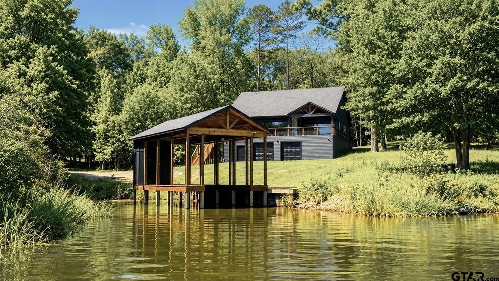 287 Naus Dr, Winnsboro