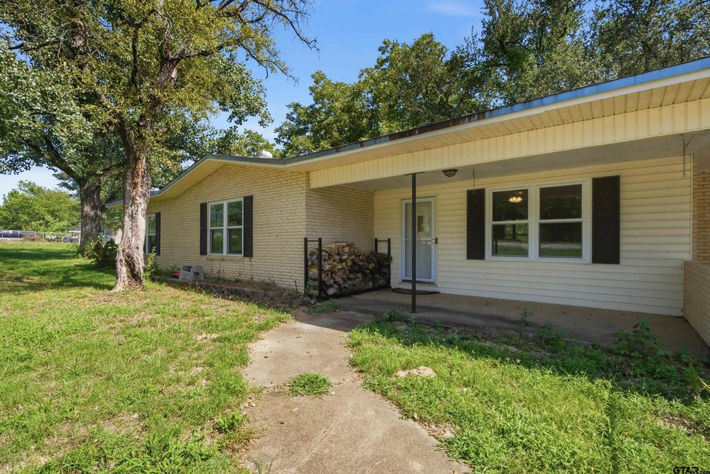 13060 County Road 285, Tyler