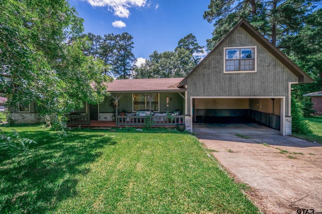 141 Cedar St., Rusk