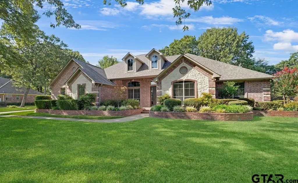 13650 Karah Ln, Lindale