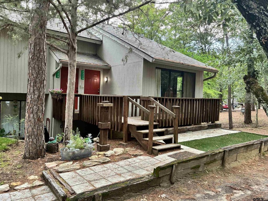 225 Holly Hill Circle #220e, Holly Lake Ranch