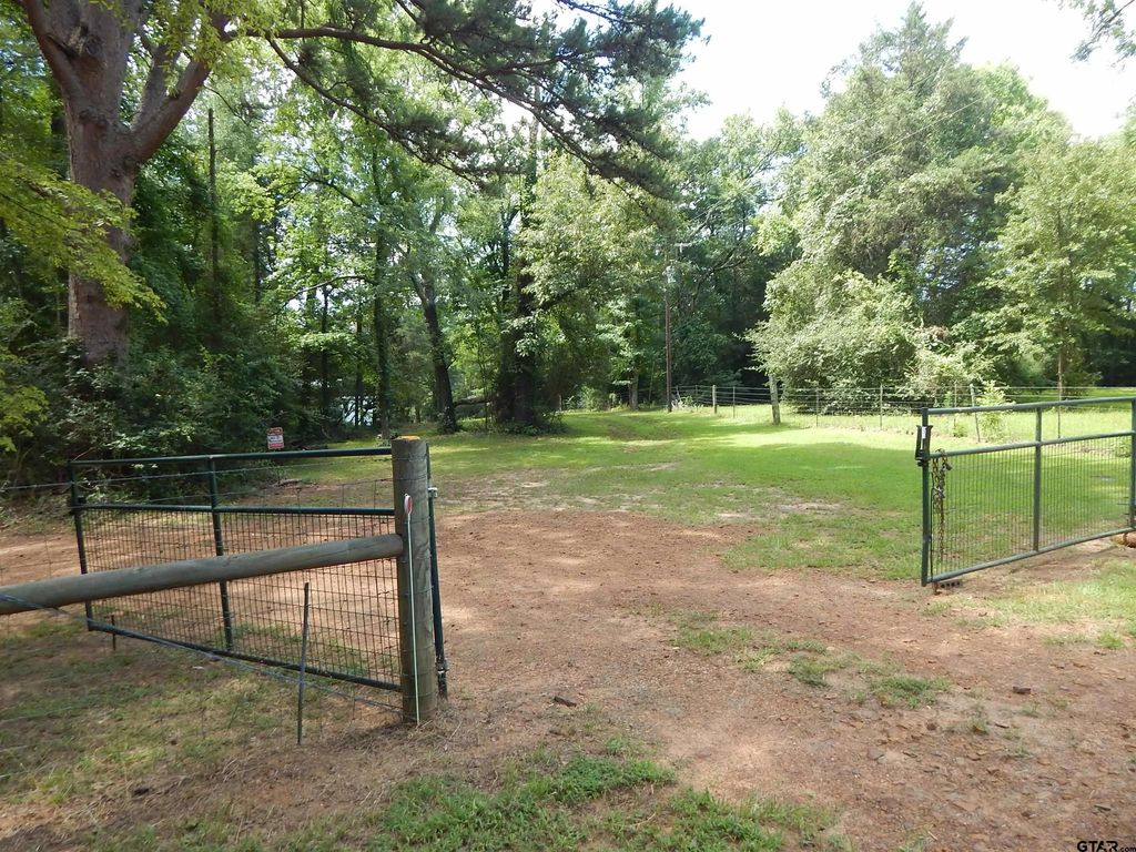 8909 S Fm 1795, Big Sandy