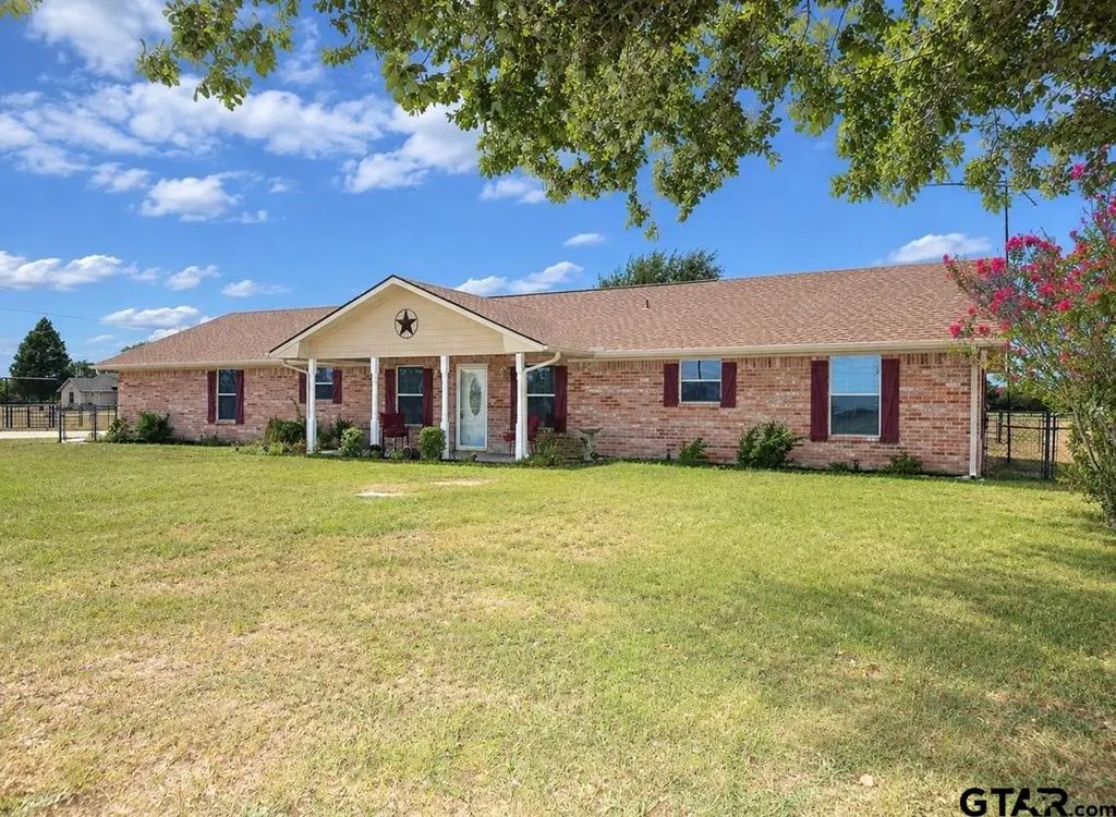 14203 Cr 2900, Eustace