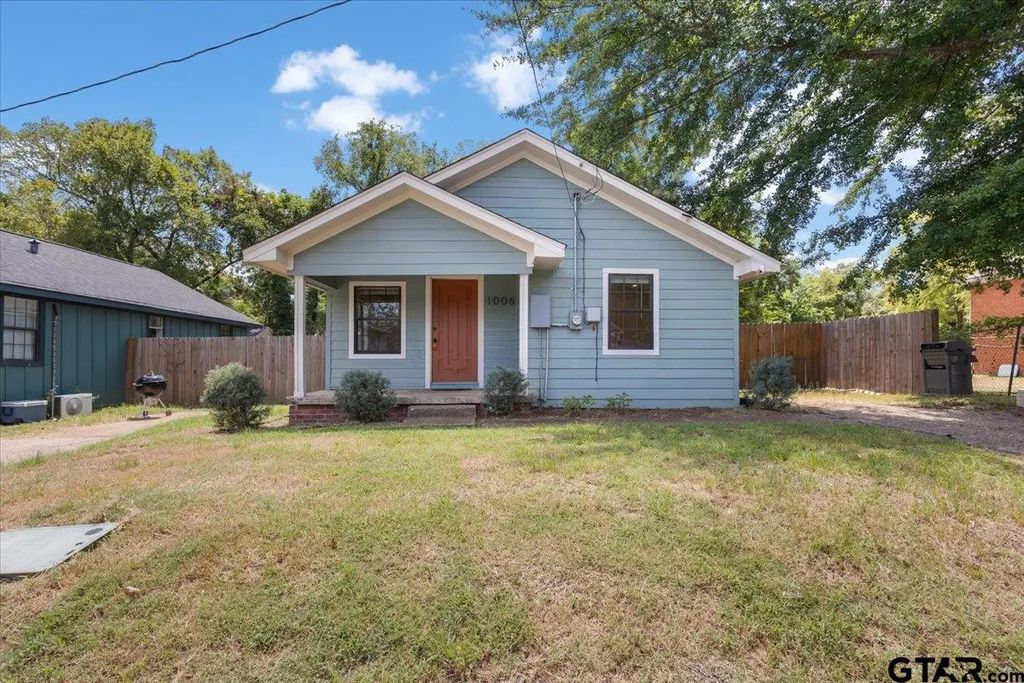 1006 Trezevant, Tyler
