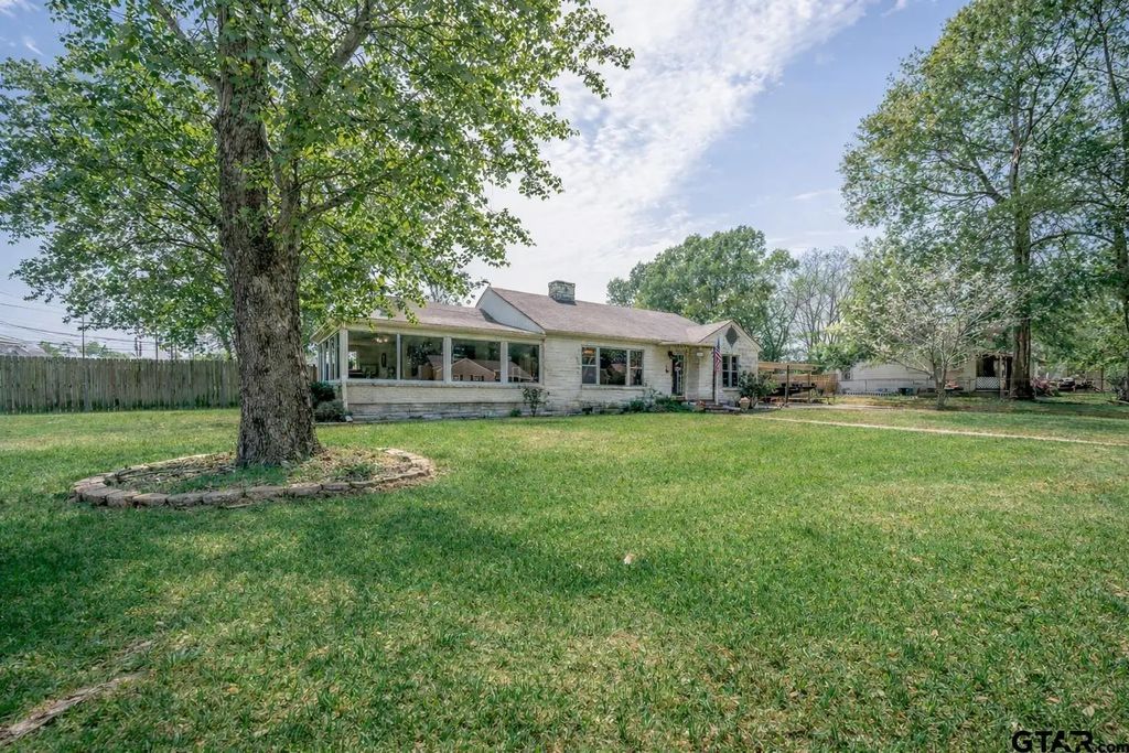 524 Florey, Kilgore