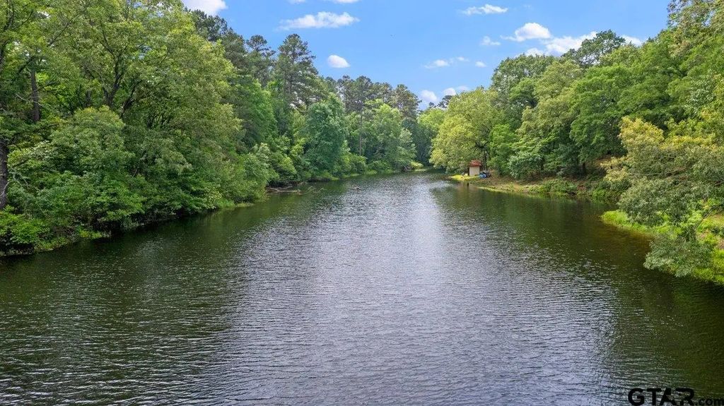 226 N Fm 2869, Winnsboro