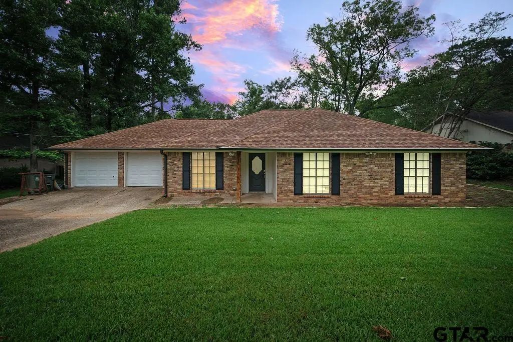 15060 Willowwood Dr., Tyler