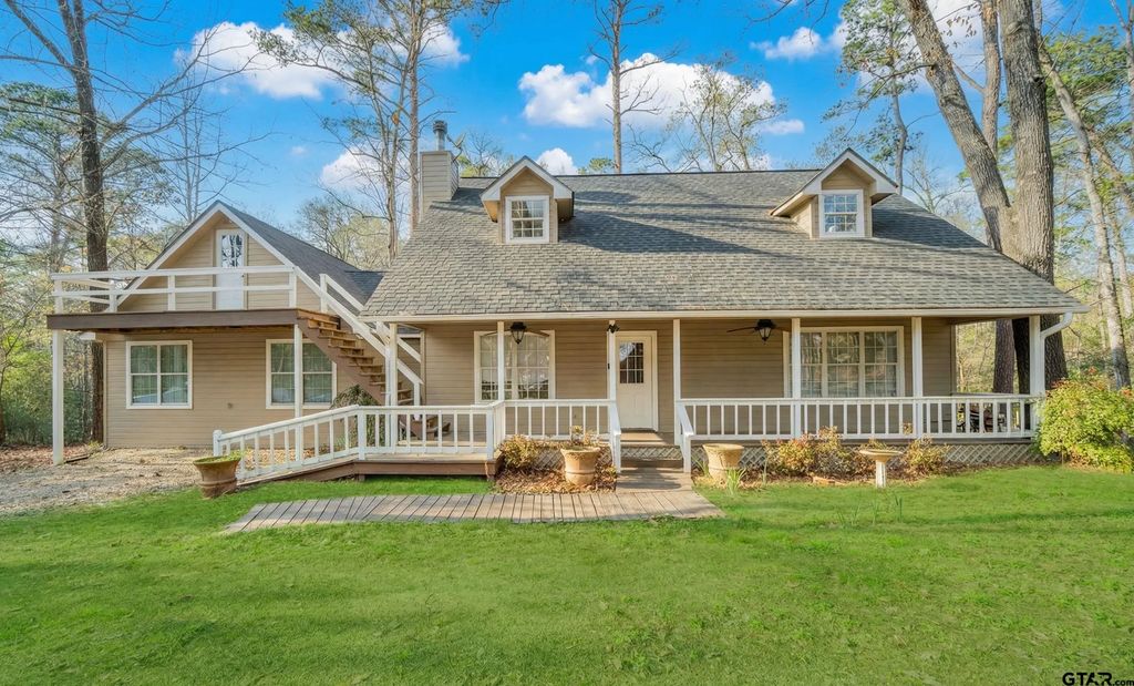 221 Butternut Glen, Holly Lake Ranch