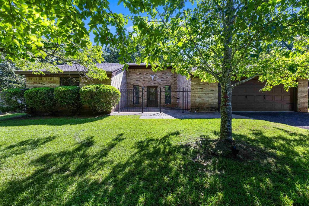 6339 Lakewood Dr., Gilmer